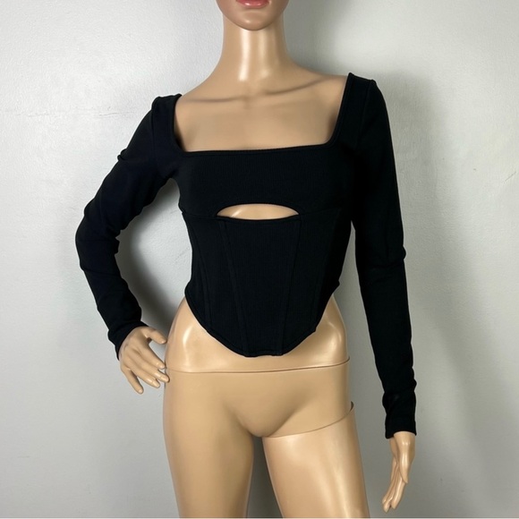 NEW ATOIR REVOLVE BLACK RIBBED BUSTIER CROP TOP - Picture 2 of 8